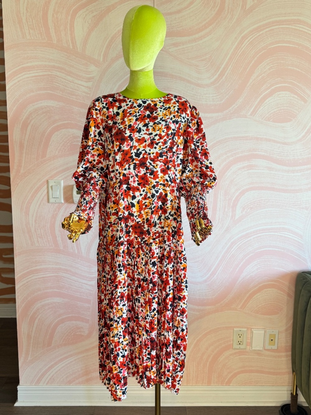 Floral dress - Plus-size Never Fully Dressed - Picture 2 of 5